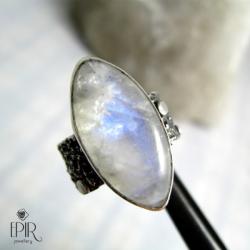 Obrączka srebrna z kamieniem księżycowym - Pierścionki - Biżuteria