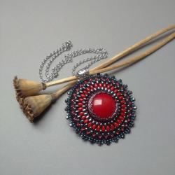 medalion,hematytowy,czerwony,okrągły,na łańcuszku - Naszyjniki - Biżuteria
