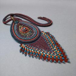 naszyjnik,orientalny,haft koralikowy,z frędzlami, - Naszyjniki - Biżuteria