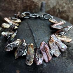 Srebrna,bransoleta,z nieregularnymi perłami - Bransoletki - Biżuteria