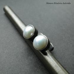 srebro,perły,sztyfty,śmietankowe - Kolczyki - Biżuteria