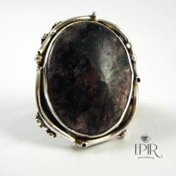 Pierścień srebrny z czaroitem - Pierścionki - Biżuteria