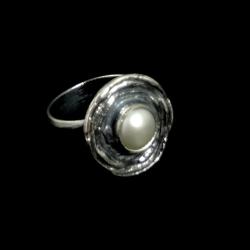 perła,blask,biel,czerń,srebrny,biały,srebro,retro - Pierścionki - Biżuteria