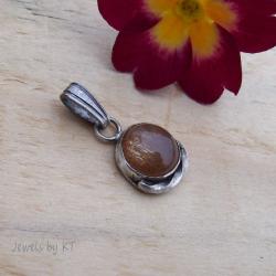 delikatny,drobny,kamień słoneczny,Jewels by KT - Wisiory - Biżuteria
