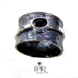 Obrączka srerbna z szafirem - Pierścionki - Biżuteria