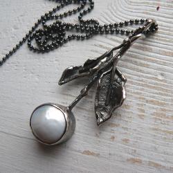 perła,z perłą,na łańcuszku - Wisiory - Biżuteria