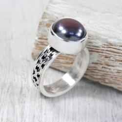 Srebrny pierścionek z perłą - Pierścionki - Biżuteria