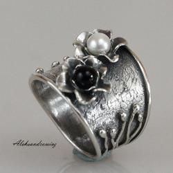 piękny pierścien z perłą i onyksem,srebro - Pierścionki - Biżuteria