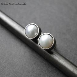 srebro,perły,sztyfty,minimalistyczne - Kolczyki - Biżuteria