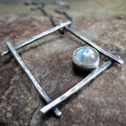 wisior srebrny,kamień skiężycowy,srebro - Wisiory - Biżuteria