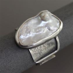 pieścionek z perłą - Pierścionki - Biżuteria