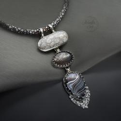 srebrny,naszyjnik,długi,okazały,z kamieniem - Naszyjniki - Biżuteria