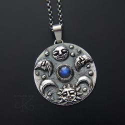 srebrny,wisior,z księżycem,amulet - Wisiory - Biżuteria