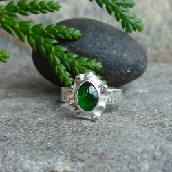 zielone oczko,chromowa zieleń - Pierścionki - Biżuteria