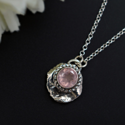 delikatny,surowy,kwarc różowy,romantyczny,srebrny - Naszyjniki - Biżuteria