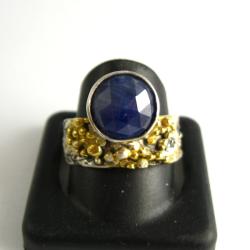 Obrączka srebrna z szafirem - Pierścionki - Biżuteria