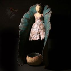 ceramika,unikat,rękodzieło,rzeźba,królowa - Ceramika i szkło - Wyposażenie wnętrz