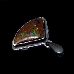 opal,natura,boulder,srebro,niewielki wisiorek - Wisiory - Biżuteria