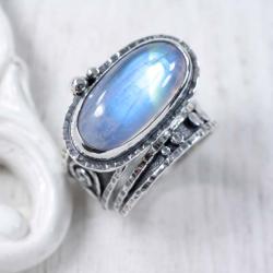 Srebrny pierścionek z kamienem księżycowym - Pierścionki - Biżuteria