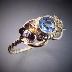 złoty pierścionek z szafirem i diamentami - Pierścionki - Biżuteria