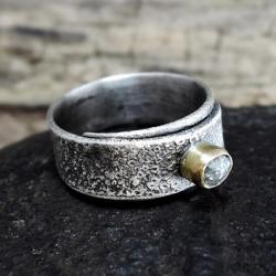 Pierścionek srebro i złoto,z surowym diamentem - Pierścionki - Biżuteria