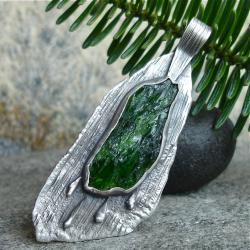 zielony kamień,wisior z diopsydem - Wisiory - Biżuteria