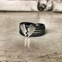 pierścionek,srebro,serce,oksydowany - Pierścionki - Biżuteria