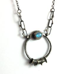 srebrny naszyjnik z kamieniem księżycowym - Naszyjniki - Biżuteria