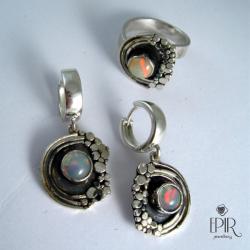 Komplet biżuterii srebrnej z opalami - Komplety - Biżuteria