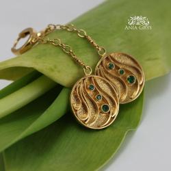 pozłacana rozeta,zielone cyrkonie - Kolczyki - Biżuteria
