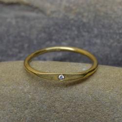 prosty pierścionek,delikatny,boho,złoty,cyrkoni - Pierścionki - Biżuteria