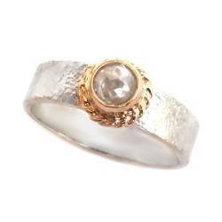 pierścionek srebrno złoty z diamentem - Pierścionki - Biżuteria