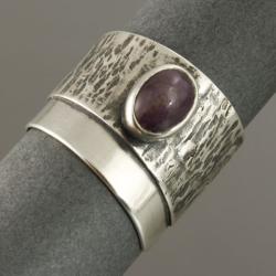 srebrny pierścionek z rubinem - Pierścionki - Biżuteria