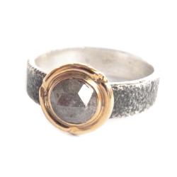 pierścionek z diamentem,fakturowana obrączka - Pierścionki - Biżuteria