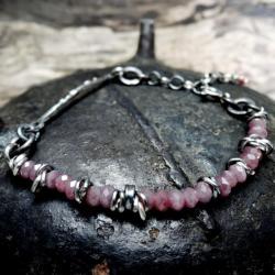 Srebrna bransoleta z fasetowanymi rubinami - Bransoletki - Biżuteria